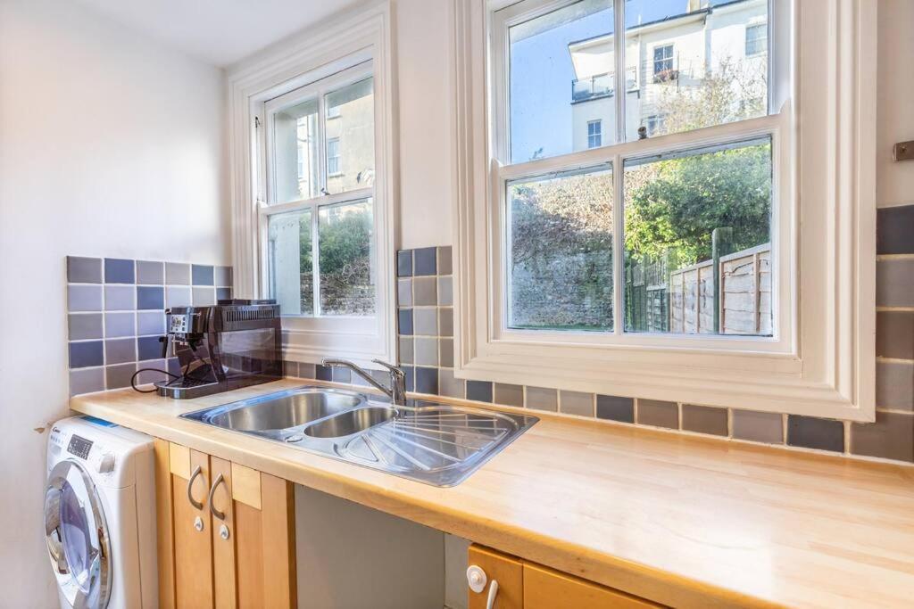 Victorian Flat Close To Station With Large Garden Appartement Hove Buitenkant foto